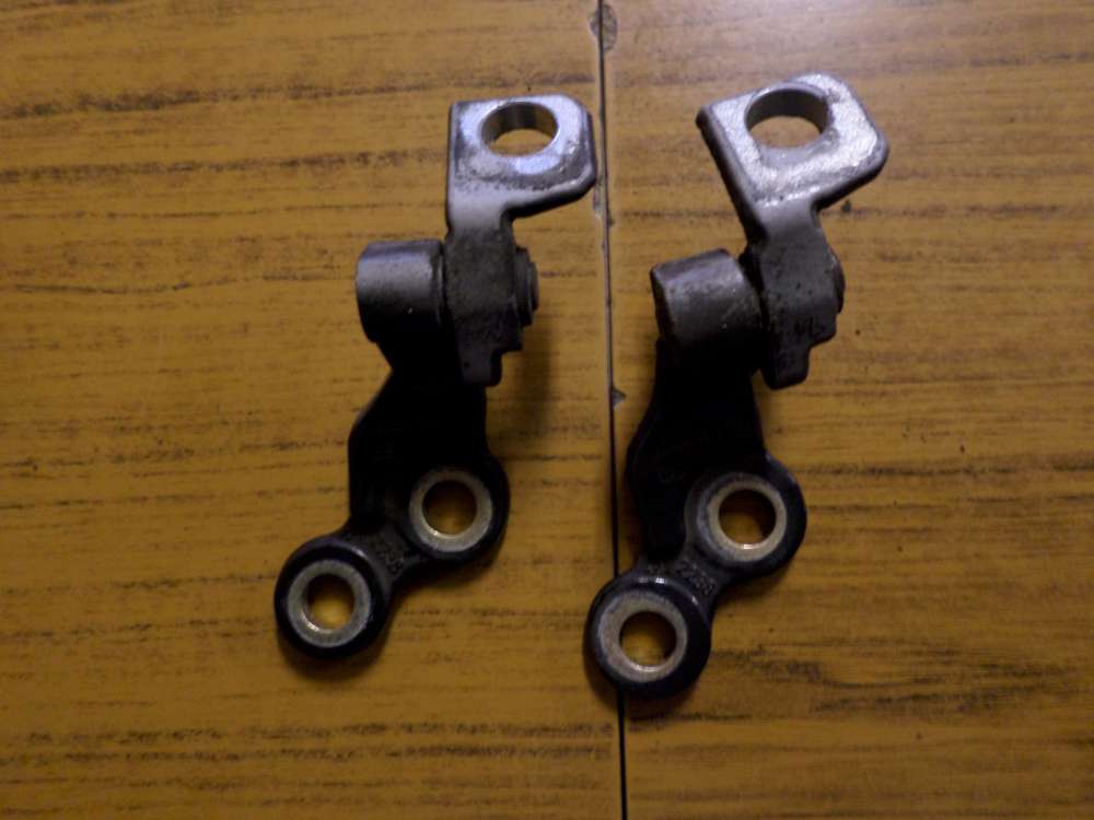 Ford Focus Trscharniere Scharnier Schwarz hinten rechts XS4AA26800