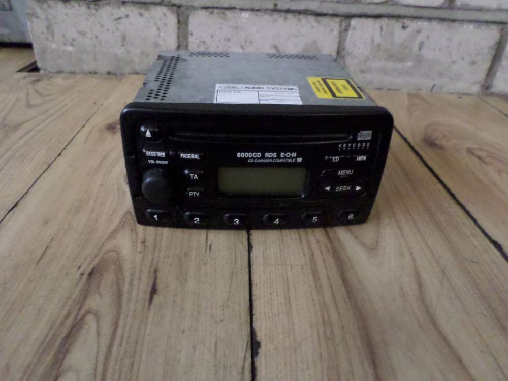 Ford Focus DNW Radio CD 98AP18C815AC 