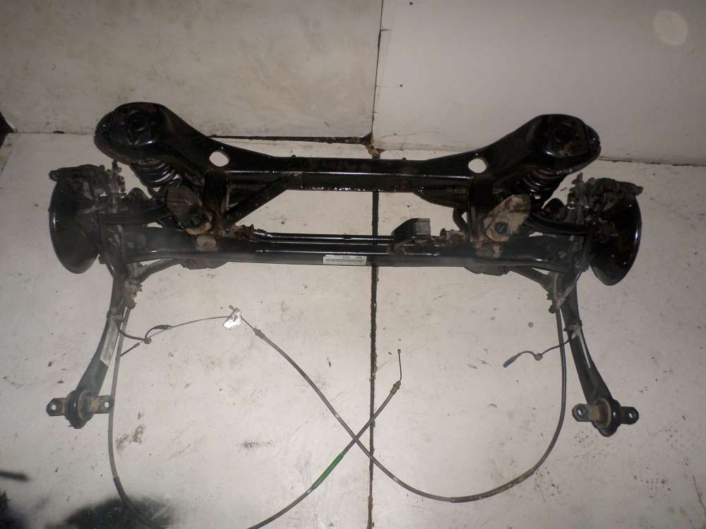 Ford Focus 1,8 DNEW 2002 Original  Hinterachse Achse hinten 98AG5B564 BDN