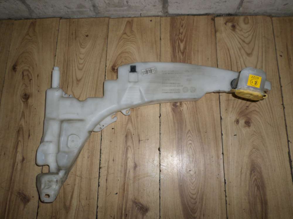Ford Focus Bj.2002 Wischwasserbehlter mit Pumpe XS41-17618-CH