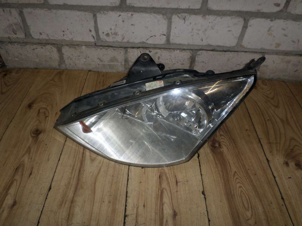  Ford Focus I DNW Scheinwerfer Links 2M51-13W030BD