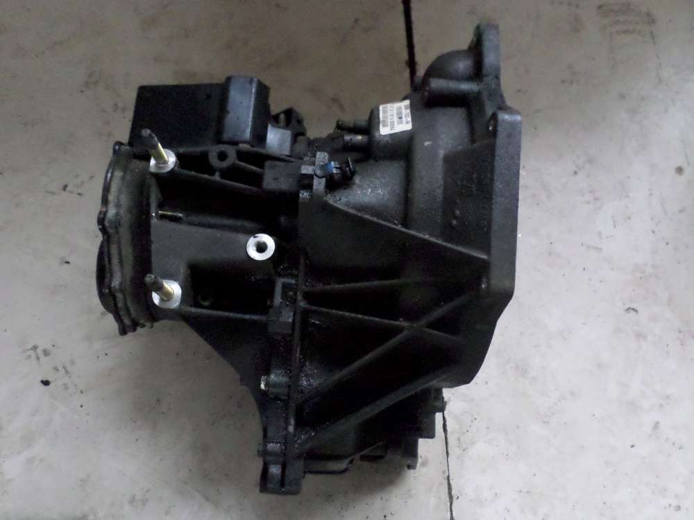 Getriebe Schaltgetriebe 2S4R7002PA XS4R-7F096 Ford Focus 1.8 Kombi DNW Bj.2002