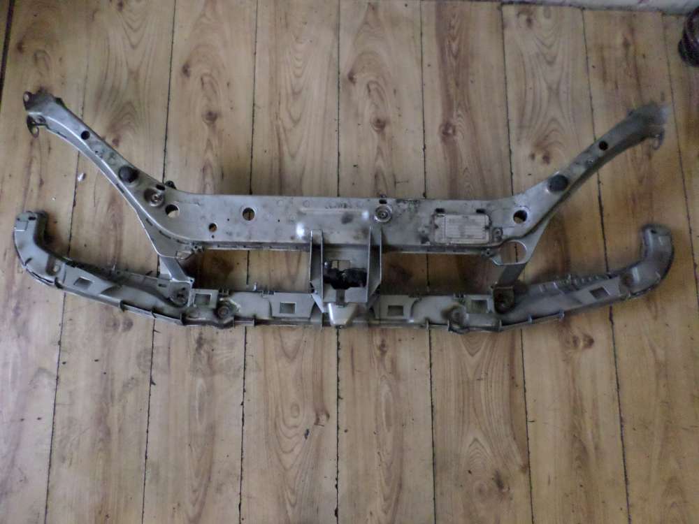 Ford Focus Schlosstrger Frontmaske 2M518