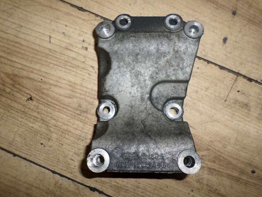 Original Ford Focus Aircon Air Conditioner Compressor Pump Mount Mounting Bracket 98FF-19D624-AB