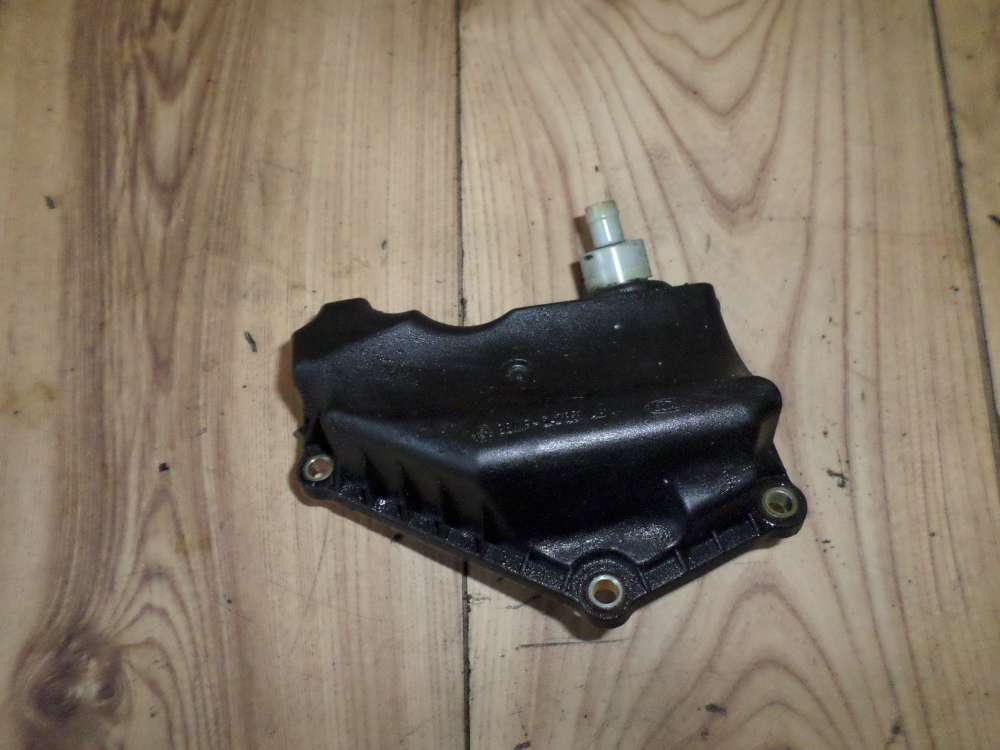 Ford Focus Bj.2000 Gehäuseentlüftung Entlüftungsgehäuse 98MF-6A785 AH