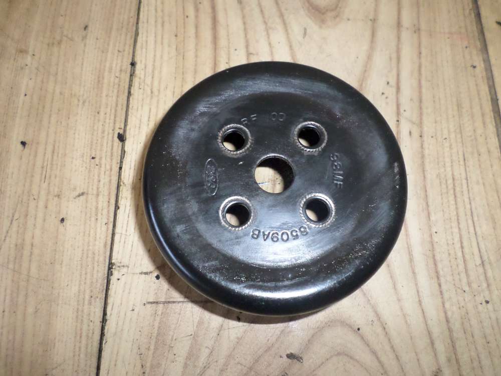 Ford Focus MK1 Riemenscheibe Wasserpumpe 98MF8509AB