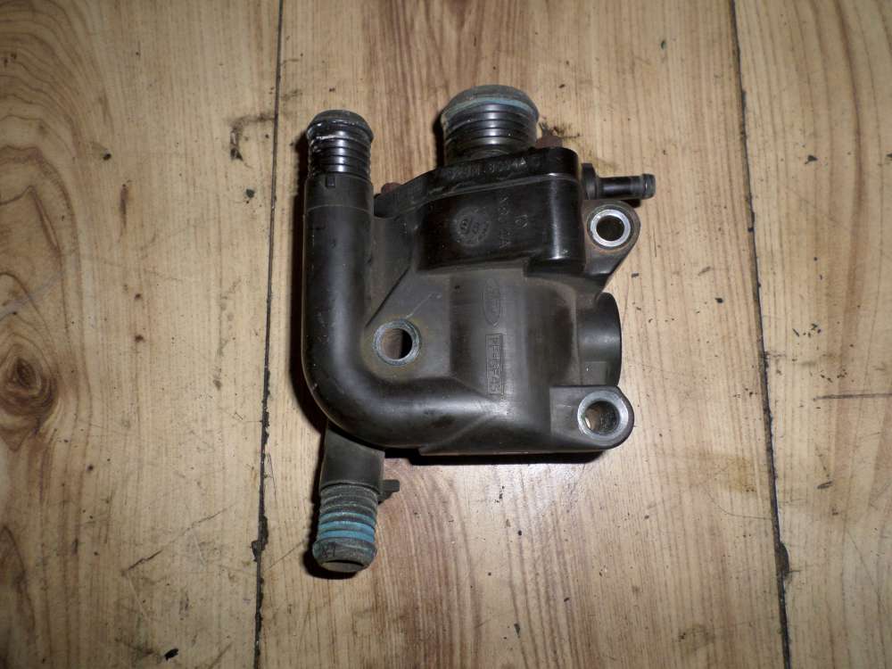 Ford Focus Bj.1998 Wasserflansch Flansch 928M 8594A