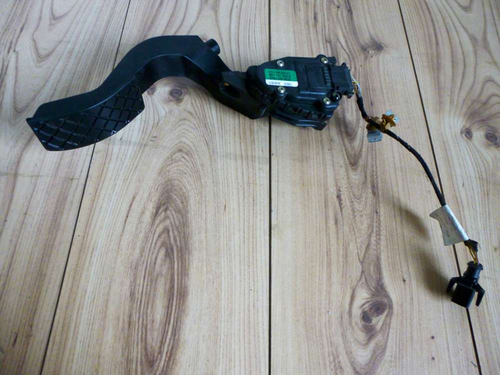 VW Passat Bj.2000 elektronisches Gaspedal Gaspedalstellung 8D1721523A