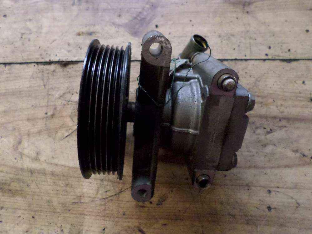 Ford Fiesta V JH Servopumpe 2S6C-3A696