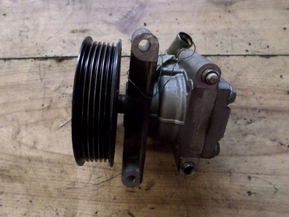 Original Ford Fiesta Servopumpe 2S6C-3A696