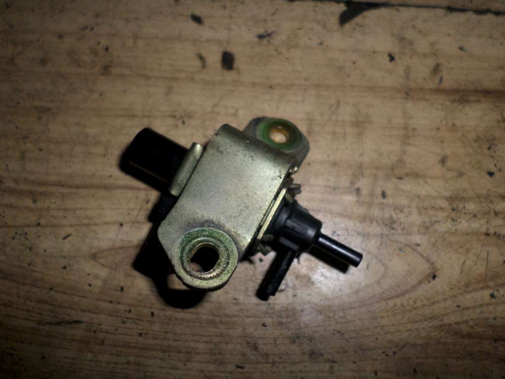Ford Mondeo III Unterdruckventil Vakuumventil 1S7G9J559BA