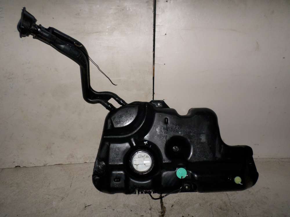 Dacia Sandero Benzintank Kraftstofftank 8200698725