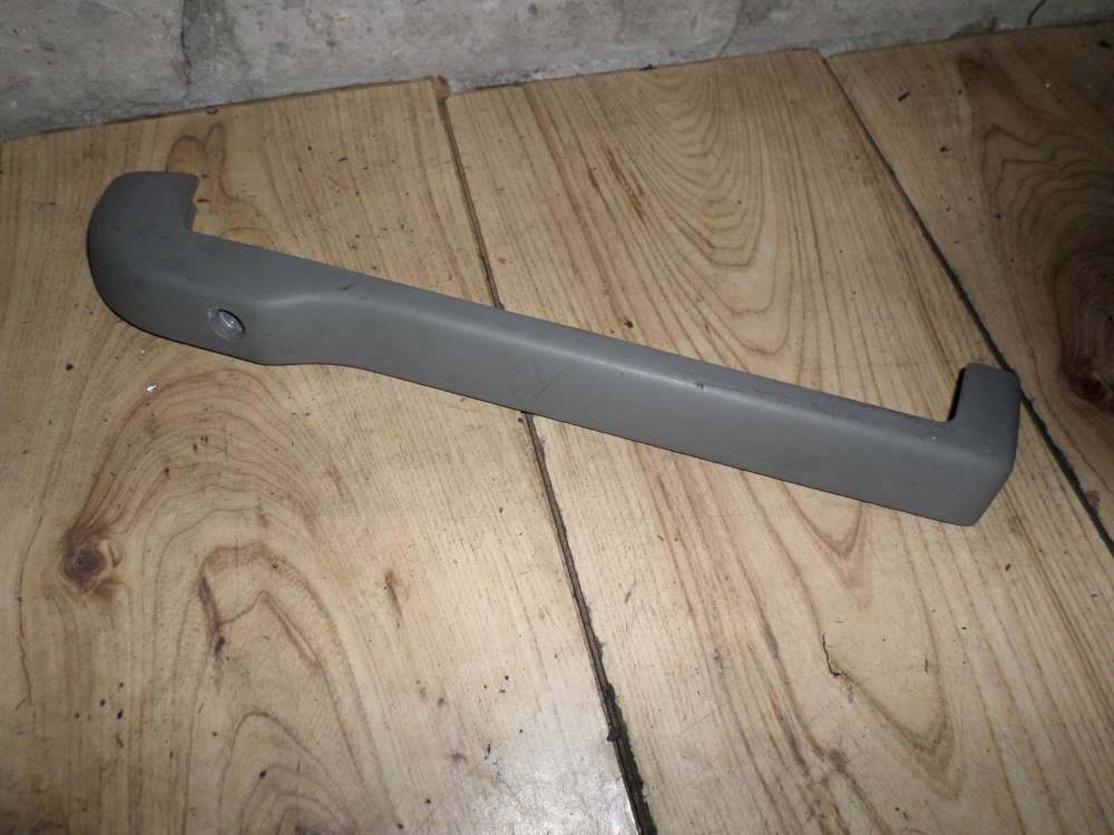 VW Golf 4 Bj:1999 Verkleidung Abdeckung Sitzschiene Rechts 1J0881348F  