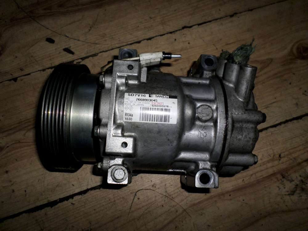 Dacia Sandero Bj.2010 Klimakompressor Kompressor Klima Klimaanlage 926000097R