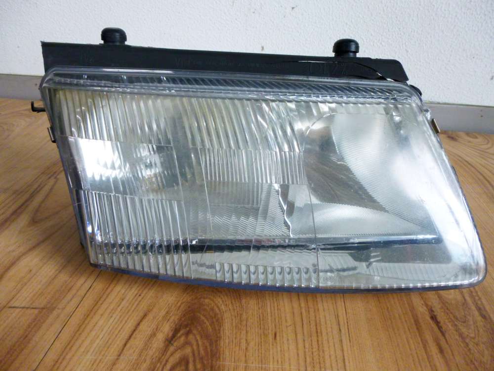 VW Passat Bj 2000  Scheinwerfer H7 /H4 Rechts