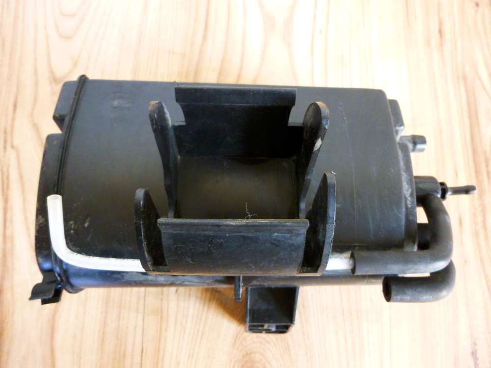 Original Mercedes Benz A-Klasse W168 A 140 Aktivkohlebeh�lter  A1684700290