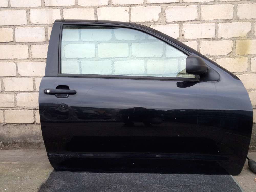 Seat Ibiza 6K 3-Trer Tr Vorne Rechts Farbe: Schwarz 
