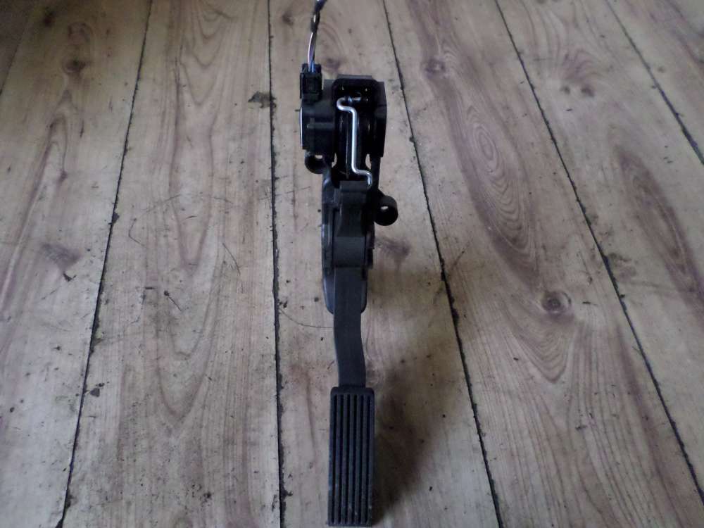 Mercedes A150 Bj.2005 Fahrpedal Gaspedal Pedal Sensor 1693000304