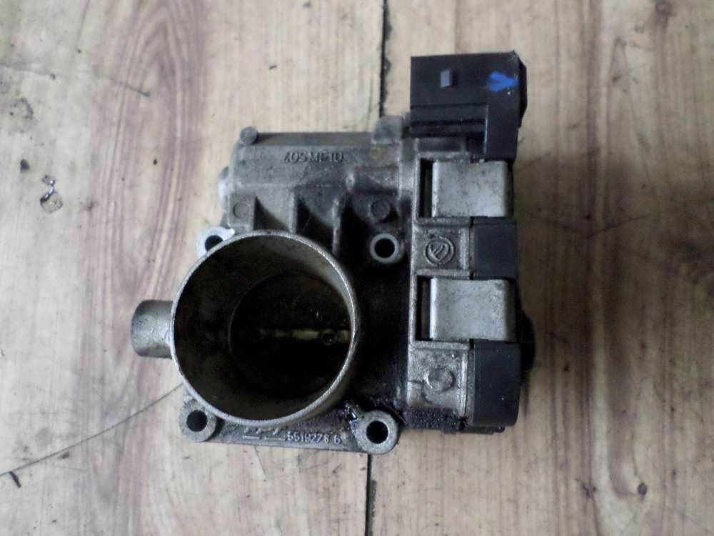 Fiat Punto 199 1,2L Drosselklappe 55192786