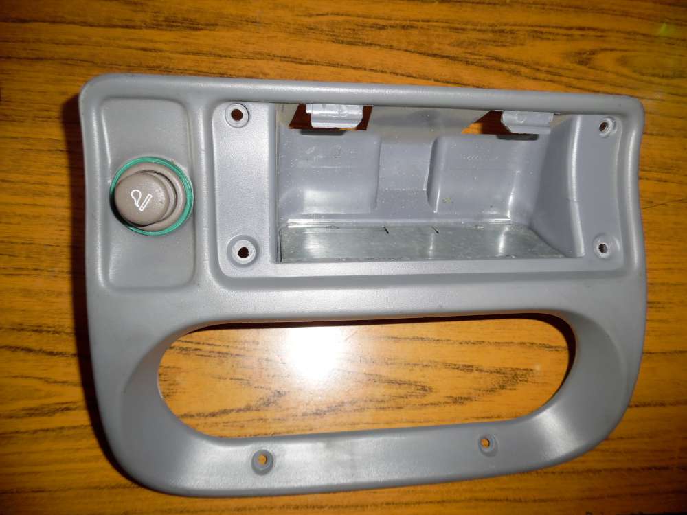 Renault Twingo Verkleidung Aschenbecher mit Zigarettenanznder 7700822231