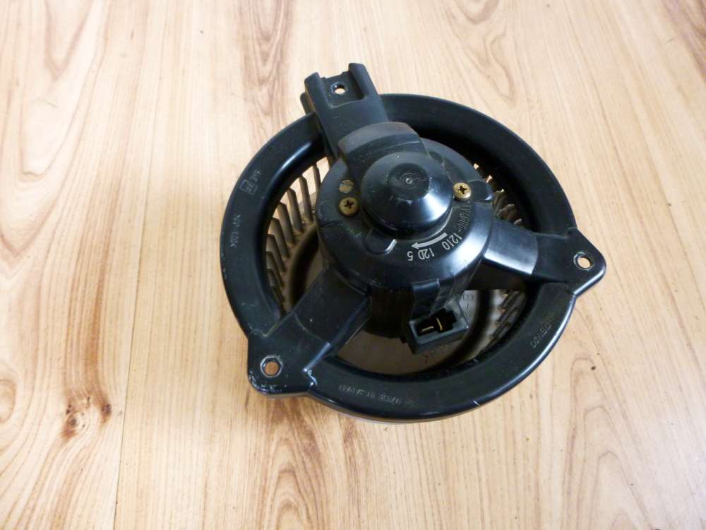 Toyota Yaris Geblsemotor Lftermotor 194000-1210