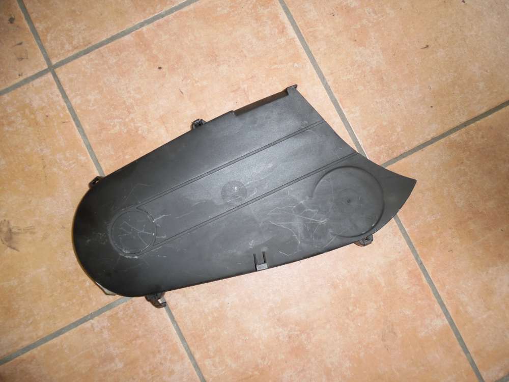 VW Golf III Zahnriemenabdeckung 032109121E 