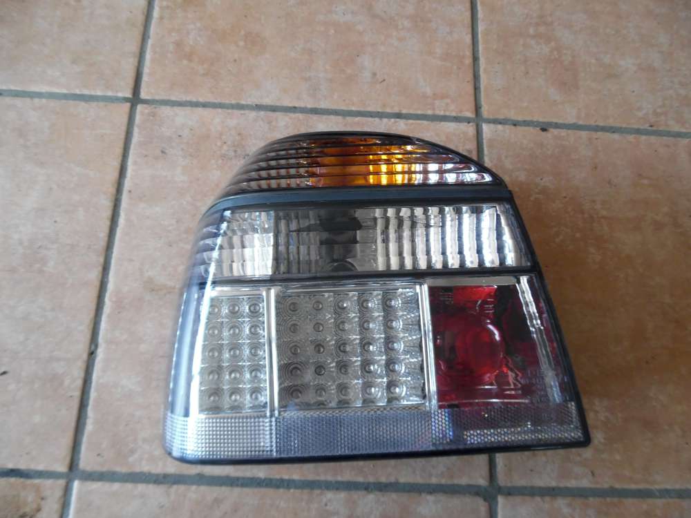 VW Golf 3 original Rckleuchte Heckleuchte Hinten Links 1H6945257