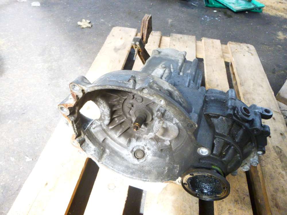 VW Golf III Getriebe Schaltgetriebe Getriebecode: CYZ