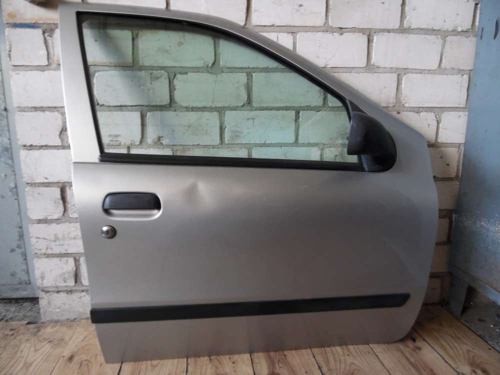 Fiat Punto 176 Tr Vorne Rechts Silber Grigio Steel : 647