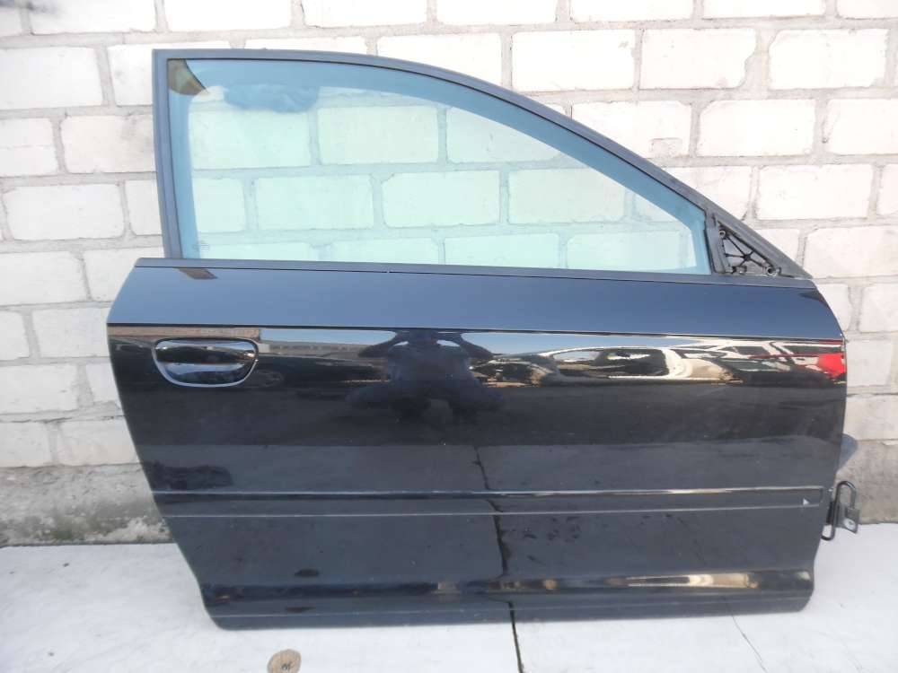Audi A3 8P 3-Trer Tre Vorne Rechts Schwarz : LZ9Y