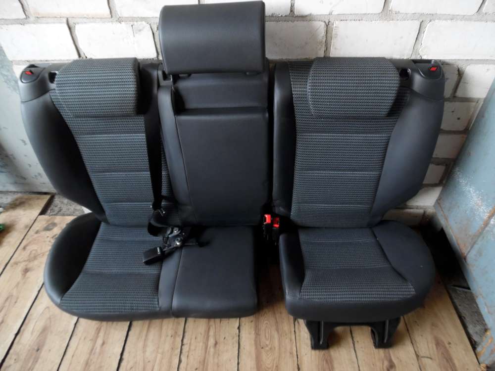 Mercedes A-Klasse W169 Bj 2005 Rcksitzbank Teilleder