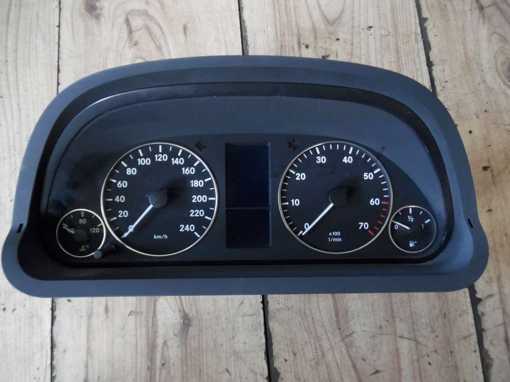 Mercedes A-Klasse W169 Tacho Kombiinstrument A1695404747  