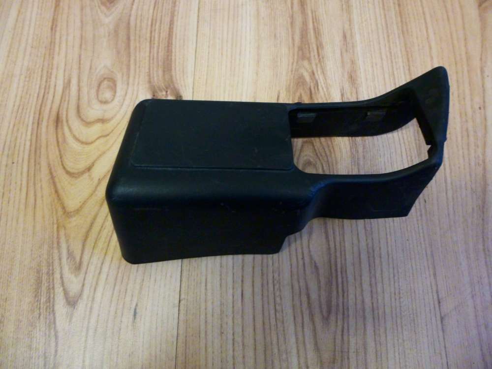Audi A4 B5 Abdeckung lbehlter 8D0972807 
