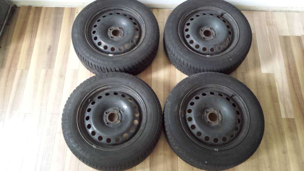 Renault Megane und Scenic winterreifen 205/60 R16 92H 6,5Jx16 ET: 49 Semperit 