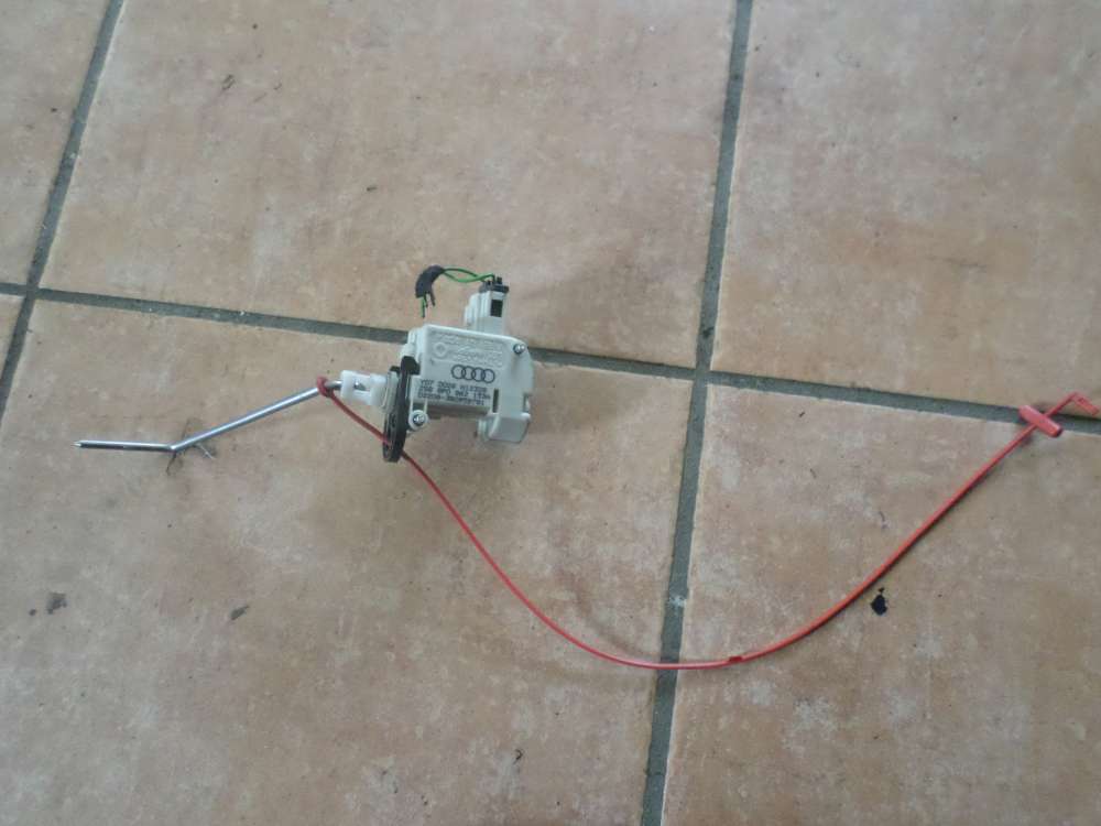 Audi A3 8P Stellmotor Tankdeckel Tankklappe 8P0862153A 