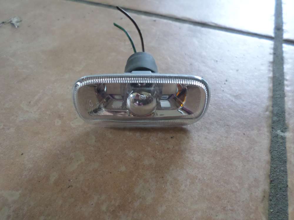 Audi A3 8P Blinker Blinkleuchte Seitenblinker 8E0949127 