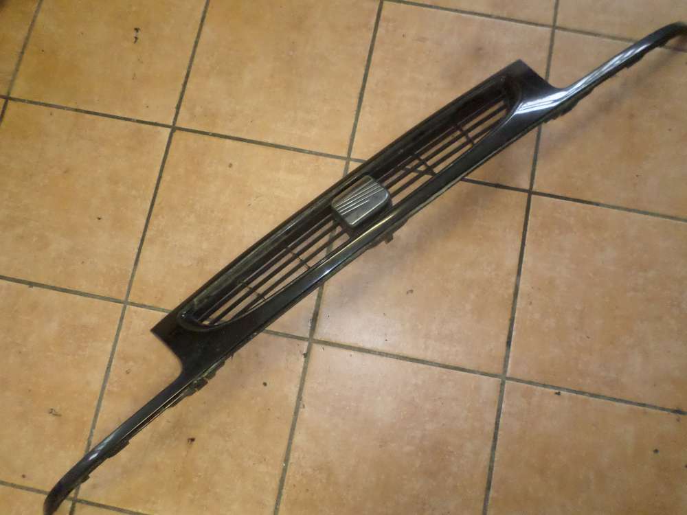 Seat Ibiza Bj 1999 Khlergrill Schwarz 6K0854643