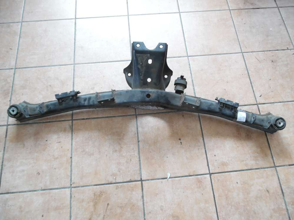 BMW 316i E36 Bj 1996 Achstrger Achskrper Hinterachse Achse 