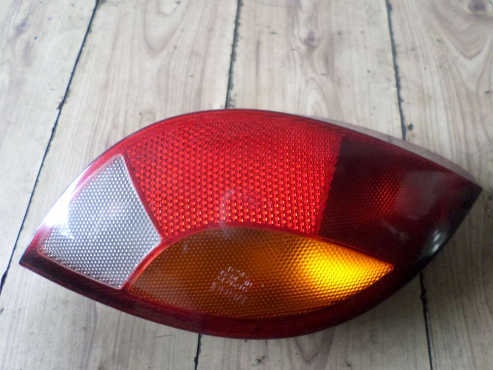 Ford Ka Bj 1997 Rcklicht Rckleuchte Heckleuchte Rechts