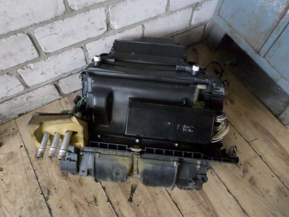 BMW E34 Heizungskühler Wärmetauscher Kasten Heizungskasten