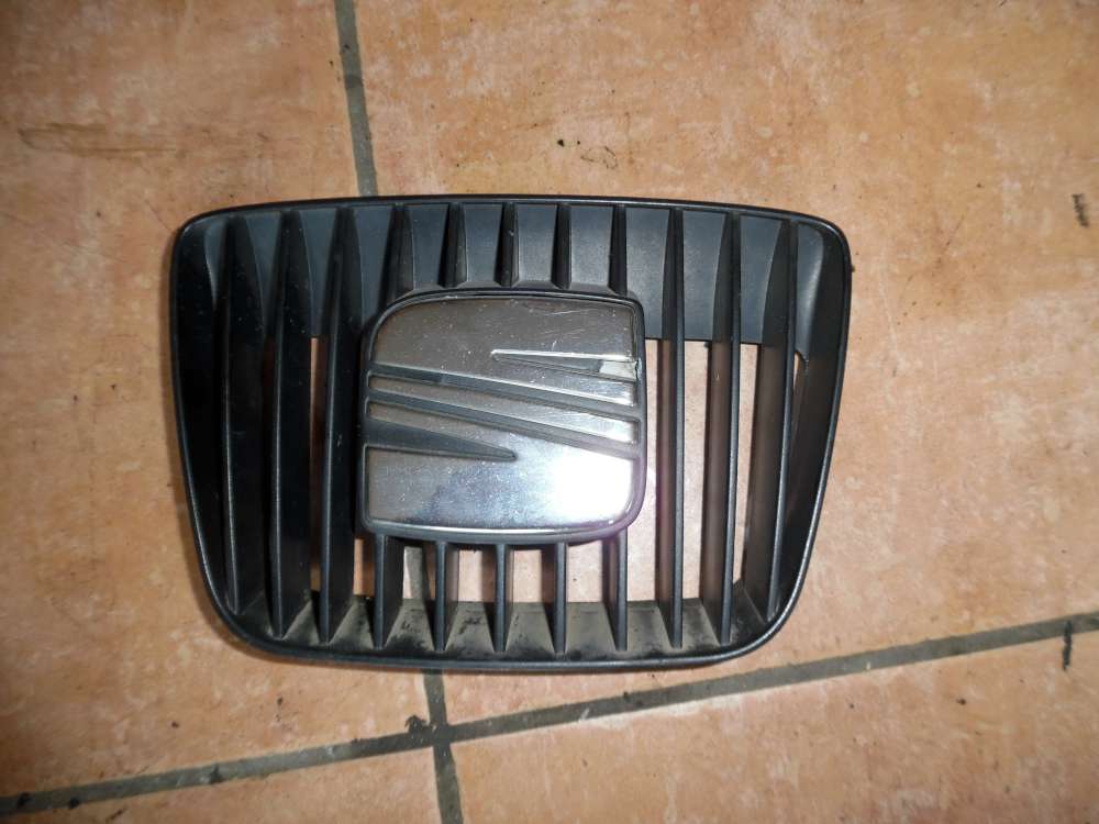 Seat Ibiza 6K Original Frontgrill Khlergrill Grill 6K0853654D 