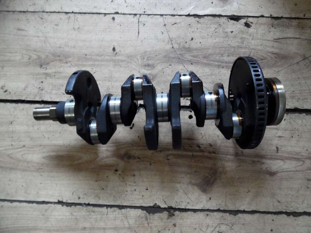 Opel Corsa B Kurbelwelle mit Lagerschalen 90573264