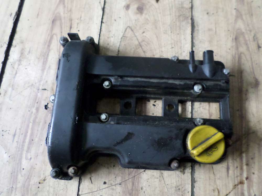 opel corsa C Bj.2002 motor verkleidung motorabdeckel