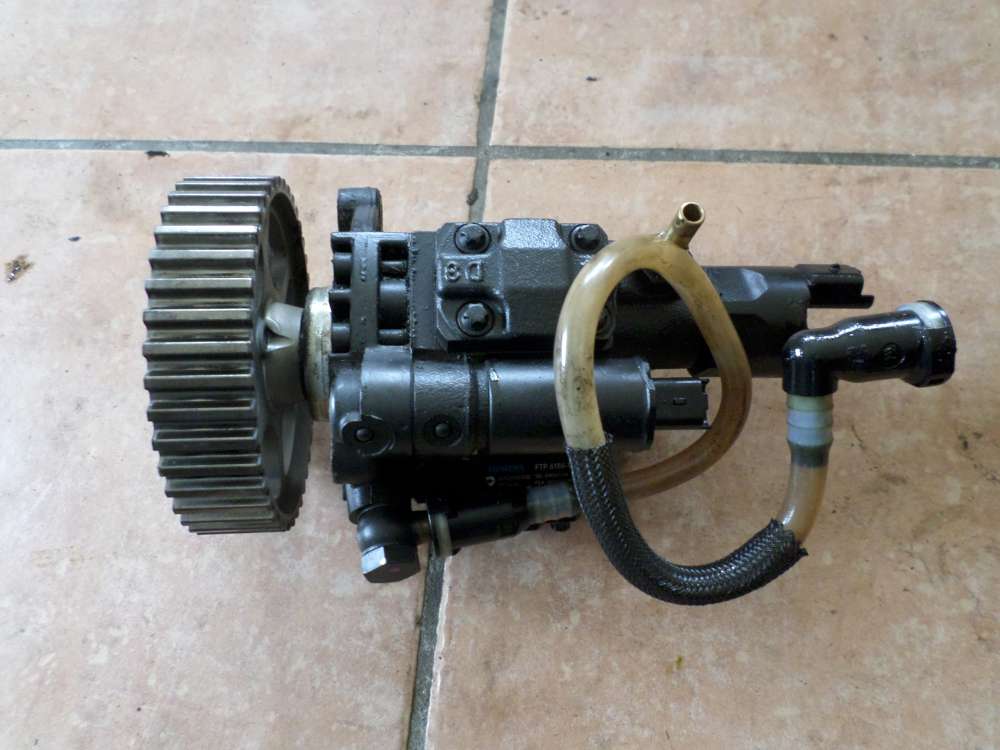 Peugeot 307 Bj 2004 Einspritzpumpe Hochdruckpumpe 9636818480