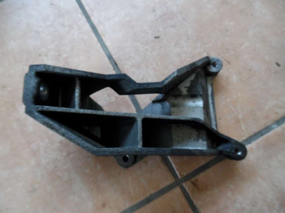 VW Golf 4 Stütze Motorhalter Ansaugbrücke Halter 038129723E