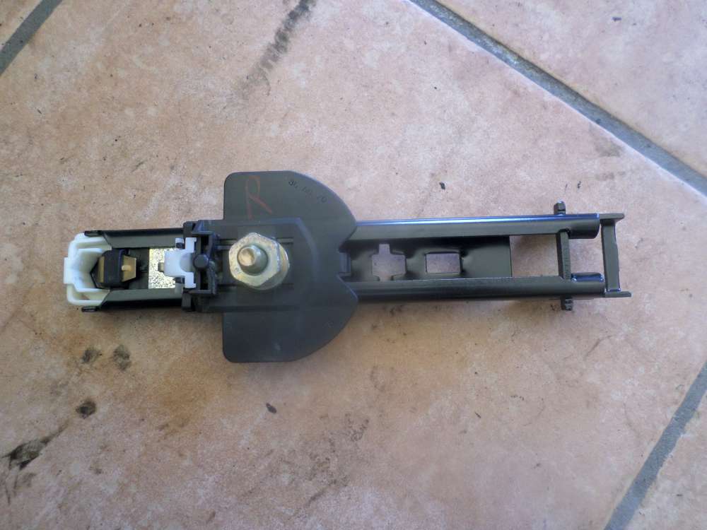 Audi A6 Bj:1998 Gurtversteller Höhenversteller Recht 4A0857833D