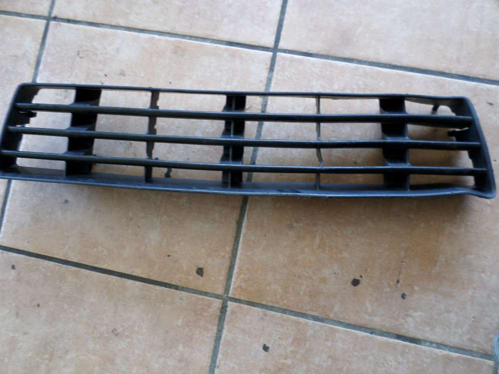 AUDI A6 Bj:98 Stostange Stostange Gitter 4B0807683