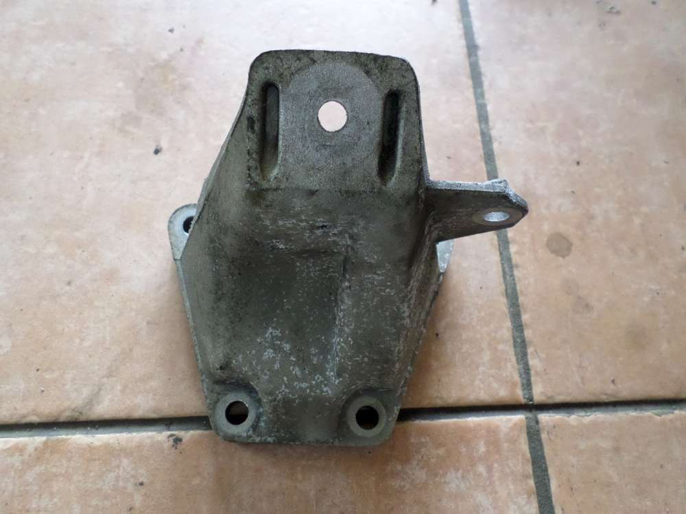 Audi A6 Bj:1998 Sttze Motorhalter Halter 8D0199308