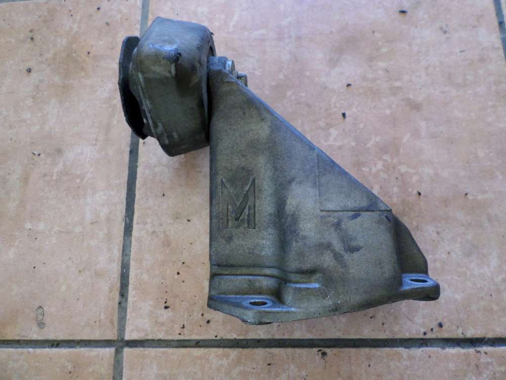 Audi A6 Bj:1998 Getriebeaufhängung 8D0399113