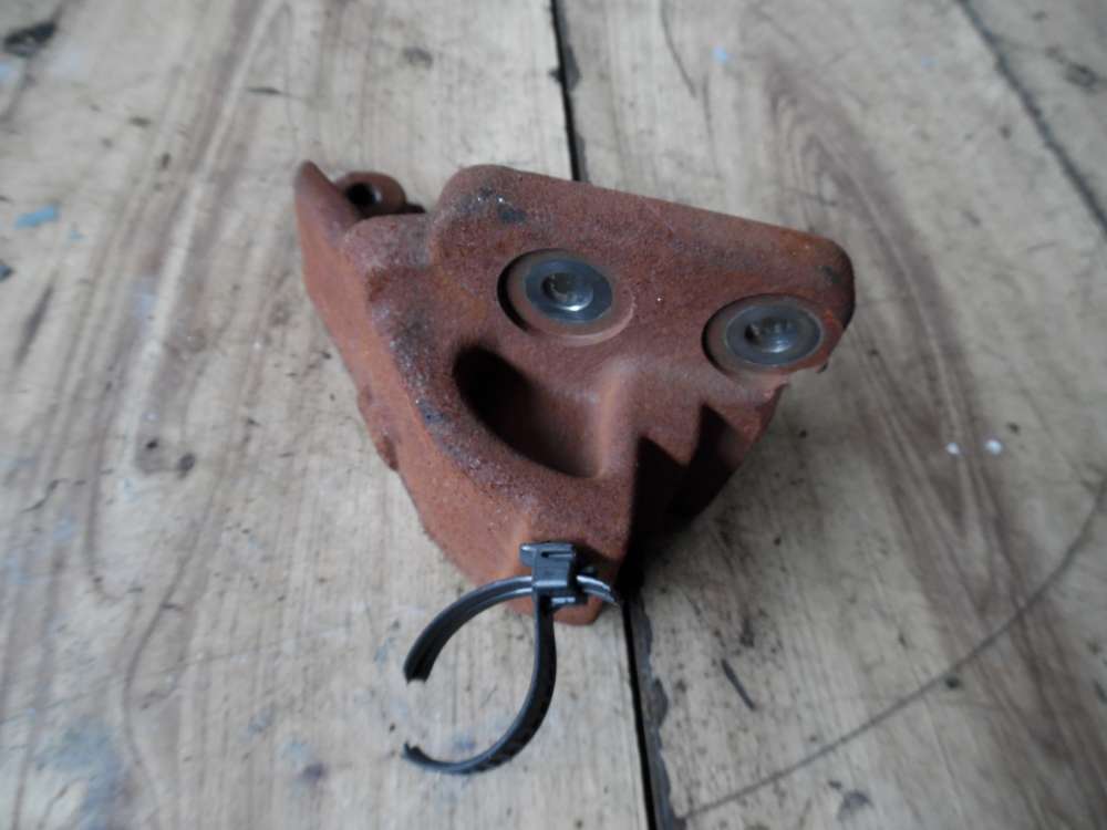 Nissan Note E11 Bj.2007 Motorhalter 1123 AX610